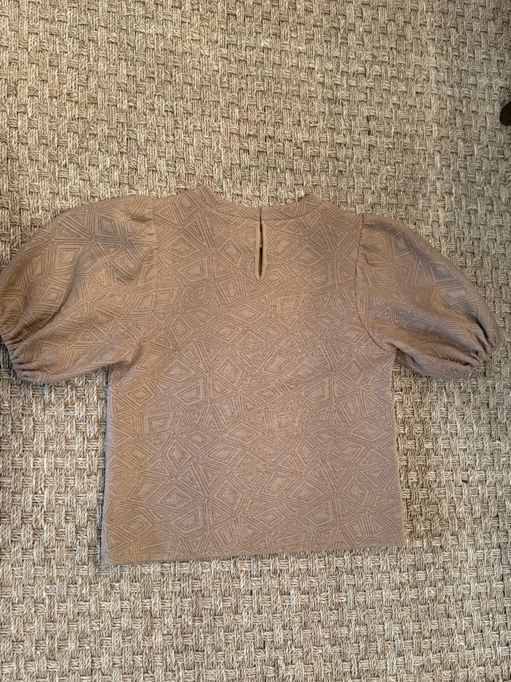 THML Textured Top - Picture 2 of 3